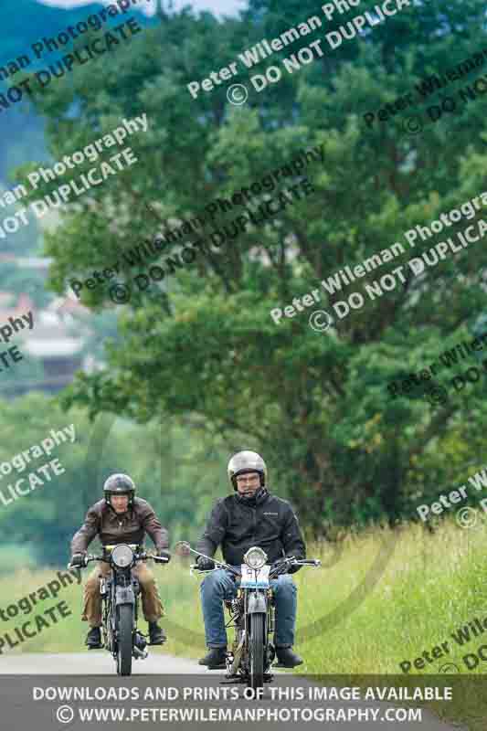 Vintage motorcycle club;eventdigitalimages;no limits trackdays;peter wileman photography;vintage motocycles;vmcc banbury run photographs